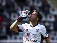 Cagliari goalkeeper Alessio Cragno (28) drinks water during the Serie A football match n.4 TORINO - CAGLIARI on October 18, 2020 at the Stad...