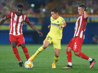 Jeremy Pino of Villarreal and Isaac Cofie and Facl Fajr of Sivassporduring the Europa League Group I mach between Villarreal and Sivasspor a...