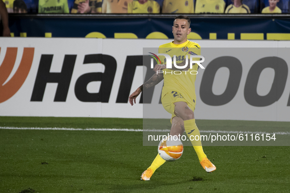Villarreal's  Mariano Damian Barbosa     during  Europa League  match betwee Villarreal CF and Sivasspor  at La Ceramica   Stadium on Octobe...