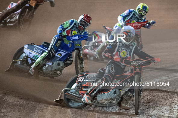 
Sam Masters (White) leads Richie Worrall (Red) with Chris Harris (Yellow) behind  during the Peter Craven Memorial Trophy at the National S...