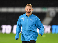 
Martyn Waghorn of Derby County warms up ahead of kick-off during the Sky Bet Championship match between Derby County and Cardiff City at th...