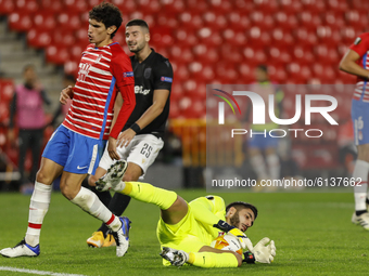 Rui Silva and Jesus Vallejo of Granada CF and Antonio Colak, of PAOK FC during the UEFA Europa League Group E stage match between Granada CF...
