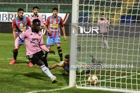 Mamadou Kanoute during the Serie C match between Palermo FC and Catania, at the stadium Renzo Barbera of Palermo. Italy, Sicily, Palermo, 09...