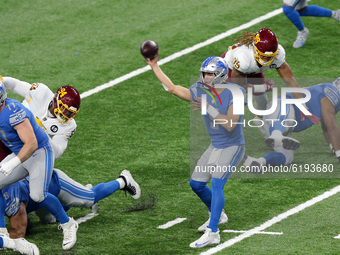 Detroit Lions quarterback Matthew Stafford (9) throws a pass during the first half of an NFL football game against the Washington Football T...