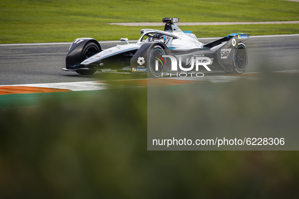 17 DE VRIES Nyck (NLD), Mercedes-Benz EQ Formula E Team, Mercedes-Benz EQ Silver Arrow 02, action during the ABB Formula E Championship offi...