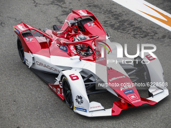 06 MULLER Nico (GER), Dragon / Penske Autosport, Penske EV-5, action during the ABB Formula E Championship official pre-season test at Circu...