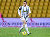 Adrien Rabiot of Juventus FC controls the ball during the Serie A match between Benevento Calcio and Juventus FC at Stadio Ciro Vigorito, Be...