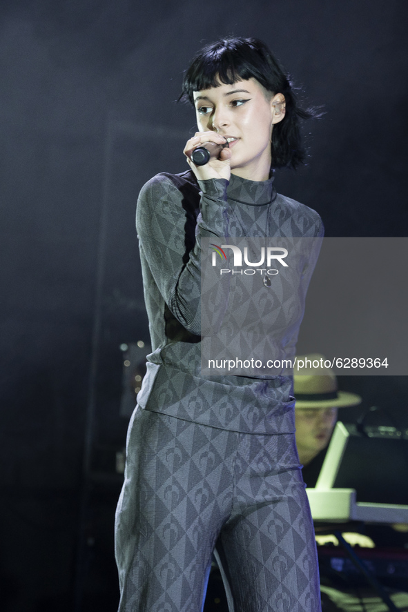 The singer Dora Postigo during the performance at the Madrid Brillante festival at the Teatro de la Latina in Madrid on December 20, 2020. 