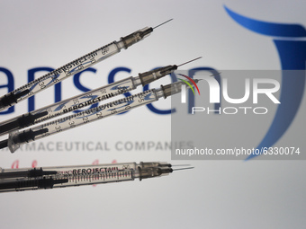 An illustrative image of medical syringes in front of Janssen Pharmaceutica logo displayed on a screen.
On Friday, January 8, 2020, in Dubli...