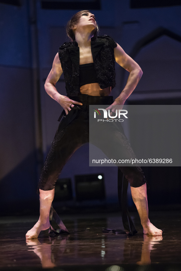 the dancer Luz Arcas during the Tona performance at the La Abadia Theater in Madrid. January 28, 2021 Spain 