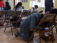 Migrant shelter performs holy week worship, migrants ask in their prayers to be received in the United States and by migrants who undertake...