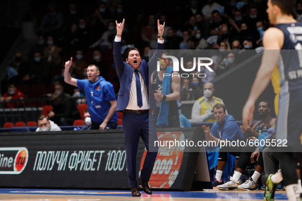 Zenit St Petersburg head coach Xavi Pascual (C) reacts during the EuroLeague Basketball match between Zenit St Petersburg and Maccabi Playti...