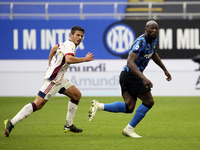 Romelu Lukaku of FC Internazionale (R) in action during the Serie A match between FC Internazionale  and Cagliari Calcio at Stadio Giuseppe...
