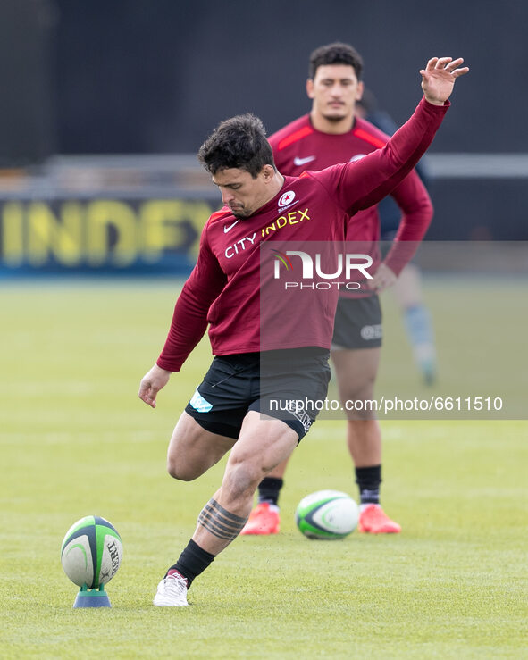 Juan Pablo Socino of Saracens warms up ahead to the Greene King IPA Championship match between Saracens and Bedford Blues at Allianz Park, L...