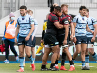 Billy Vunipola of Saracens celebrates after scoring a try during the Greene King IPA Championship match between Saracens and Bedford Blues a...