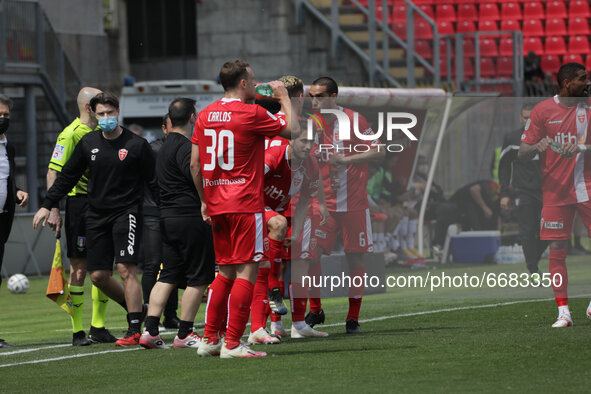 Andrea Barberis of AC Monza celebrate the goal with the team mates during the  during the  during the Serie B match between AC Monza and US...