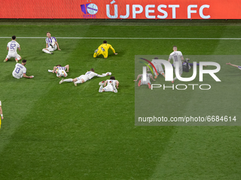 Players of Újpest FC celebrates their victory aftre the match on MOL Hungarian CUP Final 2021 match between Fehervár and Ujpest at Puskás Ar...