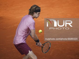 Andrey Rublev of Russia in accion durante  his round of 16 match against John Isner of the United States of America on day eight of the Mutu...