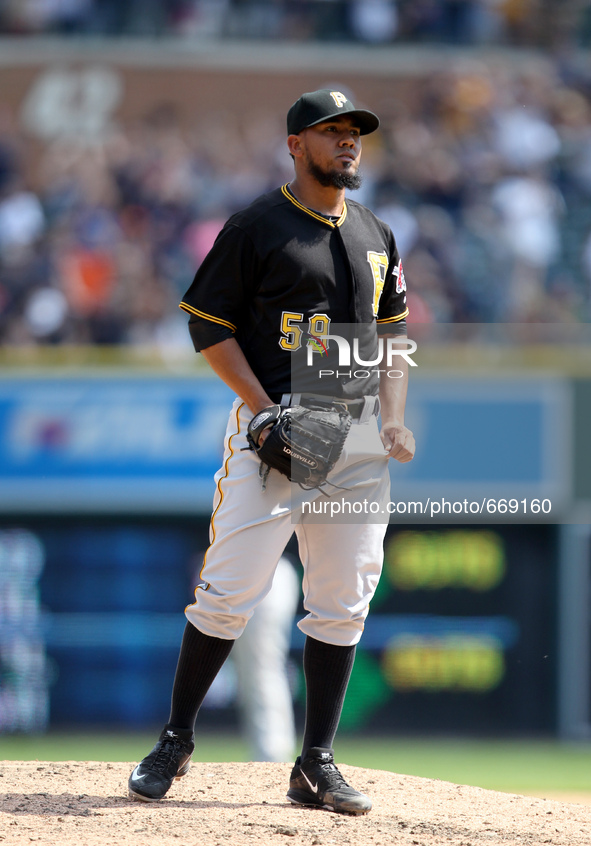 Pittsburgh Pirates pitcher Antonio Bastardo reacts after giving up a three-run home run in the eighth inning of a baseball game against the...