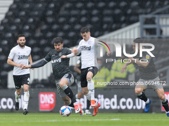 Tom Lawrence of Derby County on the ball during the Sky Bet Championship match between Derby County and Sheffield Wednesday at Pride Park, D...
