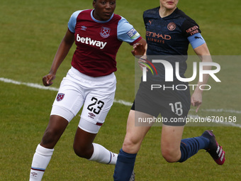 L-R Hawa Cissoko of West Ham United WFC and Ellen White of Manchester City WFC   during  Barclays FA Women's Super League  match between Wes...