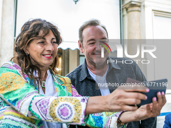 The actor Kevin Spacey takes a selfie with a fan passing by their table on June 1, 2021 in Turin, Italy.
The actor Kevin Spacey visits Turi...