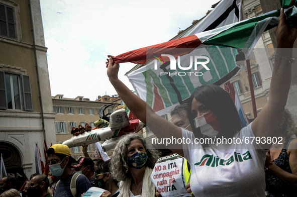 Employees of the Italian airline Alitalia are taking part in a demonstration in front of the Chamber of Deputies (Piazza Montecitorio) in Ro...
