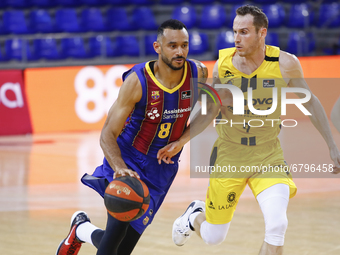 08 Adam Hanga of FC Barcelona defended by 09 Marcelinho Huertas of Lenovo Tenerife during the Liga ACB playoff 3rd match of the semi final b...