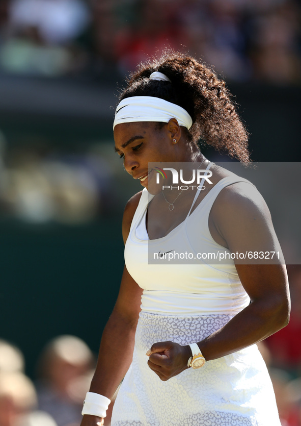 (150710) -- LONDON, July 10, 2015 () -- Serena Williams of the United States celebrates scoring during the women's semifinal match against M...