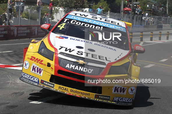 Tom Coronel (NED) in Chevrolet RML Cruze TC1 of ROAL Motorsport during the FIA WTCC 2015 - Qualifying, at Vila Real in Portugal, on July 11,...