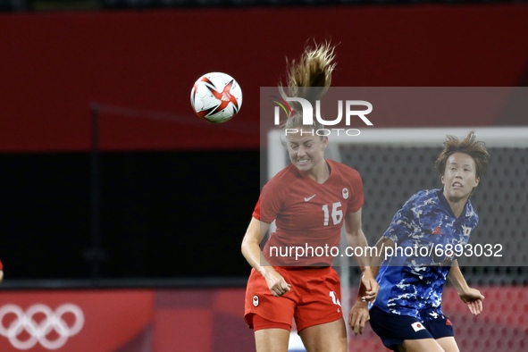 (6)SUGITA Hina of Team Japan battles for possession with (16)BECKIE Janine of Team Canada during the Women's First Round Group E match betwe...
