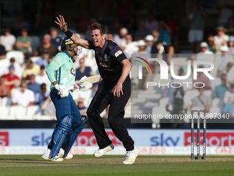 Fred Klaassen of Manchester Originals celebrates LBW on Sunil Narine of Oval Invinciblesduring The Hundred between Oval Invincible Men and M...