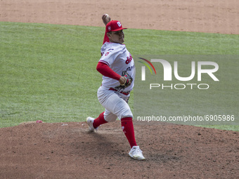 Edgar Torres #44 of the Diablos Rojos pitches  during the match of the Mexican Baseball League game between Diablos Rojos and Pericos de Pue...