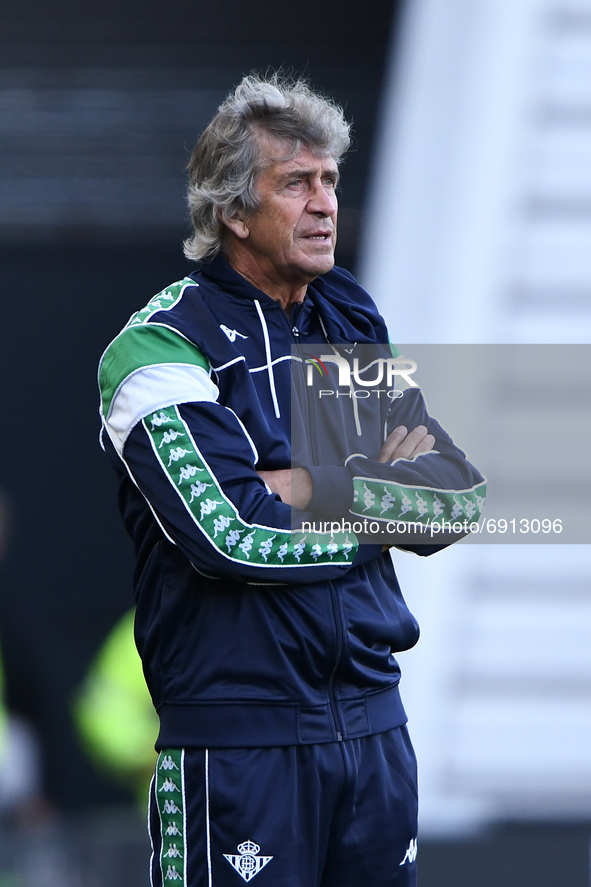 
Manuel Pellegrini, head coach of Real Betis during the Pre-season Friendly match between Derby County and Real Betis Balompi at the Pride P...