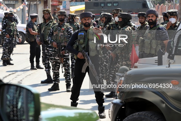 Indian Army Soldiers near the site where suspected militants according to local media lobbed a grenade on security forces in which 1 CRPF pe...