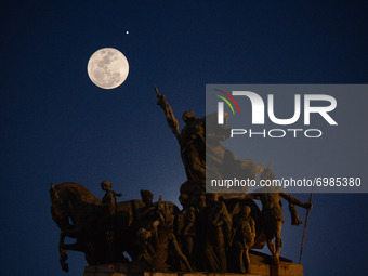 Moon Blue is seen at the Independence Monument this Sunday night, August 22, 2021 in the Ipiranga neighborhood in São Paulo Brazil (