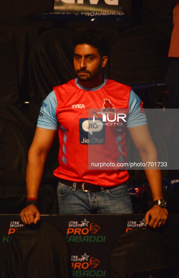 Indian actor Abhishek Bachchan  disappointed after losing match between Jaipur Pink Panthers  and Bengal Warriors in Kolkata, India on Wedne...