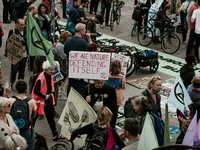 Extinction Rebellion, Stop Ecoside International, Amazon Rebellion and other organisations marched on Saturday 4th in London, UK, demanding...