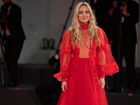 Kate Hudson attends the red carpet of the movie 