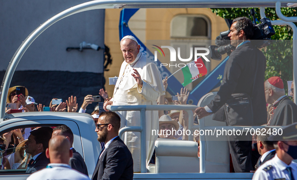 Pope Francis welcomes the catholic crowd before the closing mass on 52nd International Eucharistic Congress at 12. Sept. 2021, Budapest, Hun...