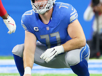Detroit Lions offensive guard Frank Ragnow (77) lines up before a play during an NFL football game between the Detroit Lions and the San Fra...