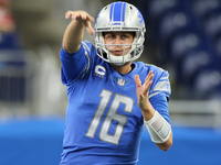 Detroit Lions quarterback Jared Goff (16) throws the ball during an NFL football game between the Detroit Lions and the San Francisco 49ers...