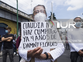 The Earthquake Victims United of Mexico City organization, carried out a day of struggle in commemoration of the fourth anniversary of the e...