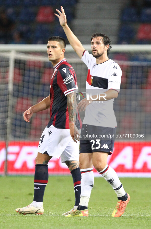 Kevin Bonifazi (Bologna F.C.) (left) and Mattia Destro (Genoa CFC)  during the Italian Serie A soccer match Bologna F.C. vs Genoa C.F.C. at...