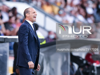 Massimiliano Allegri manager of FC Juventus yells during the Serie A match between Spezia Calcio and FC Juventus at Stadio Alberto Picco on...