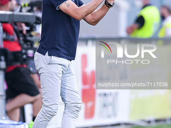 Thiago Motta manager of Spezia Calcio gestures during the Serie A match between Spezia Calcio and FC Juventus at Stadio Alberto Picco on 22...