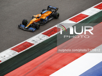 03 RICCIARDO Daniel (aus), McLaren MCL35M, action during the Formula 1 VTB Russian Grand Prix 2021, 15th round of the 2021 FIA Formula One W...
