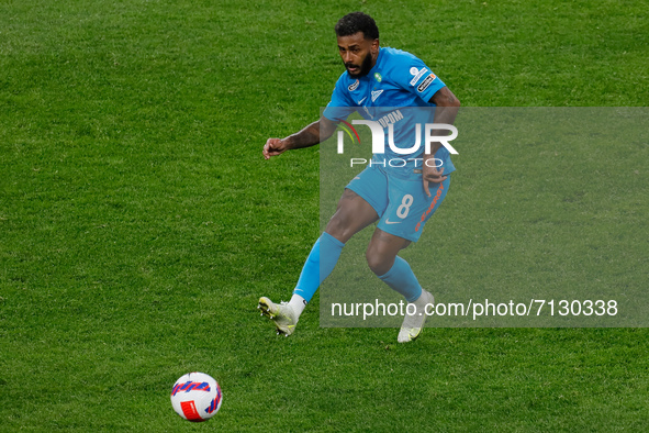 Wendel of Zenit passes the ball during the Russian Premier League match between FC Zenit Saint Petersburg and PFC Krylia Sovetov Samara on S...