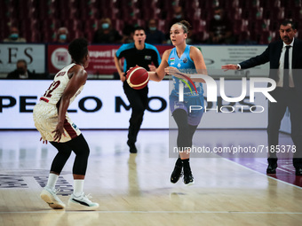 Zala Friskovec (KSC Szekszard), Yvonne Anderson (Umana Reyer Venezia) during the Basketball Euroleague Women Championship Umana Reyer Venezi...