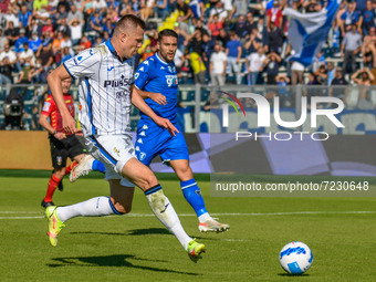 Josip Ilicic (Atalanta) scores the 1-0 goal during the Italian football Serie A match Empoli FC vs Atalanta BC on October 17, 2021 at the Ca...